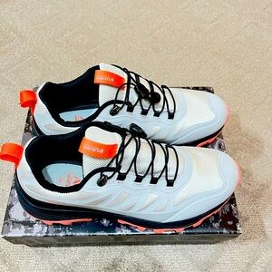 NORTIV 8 Women's Waterproof Hiking Shoes Size 9.5